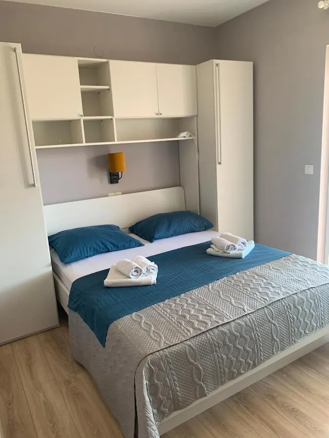 Apartment Apartmani Baja Lopar Croatia