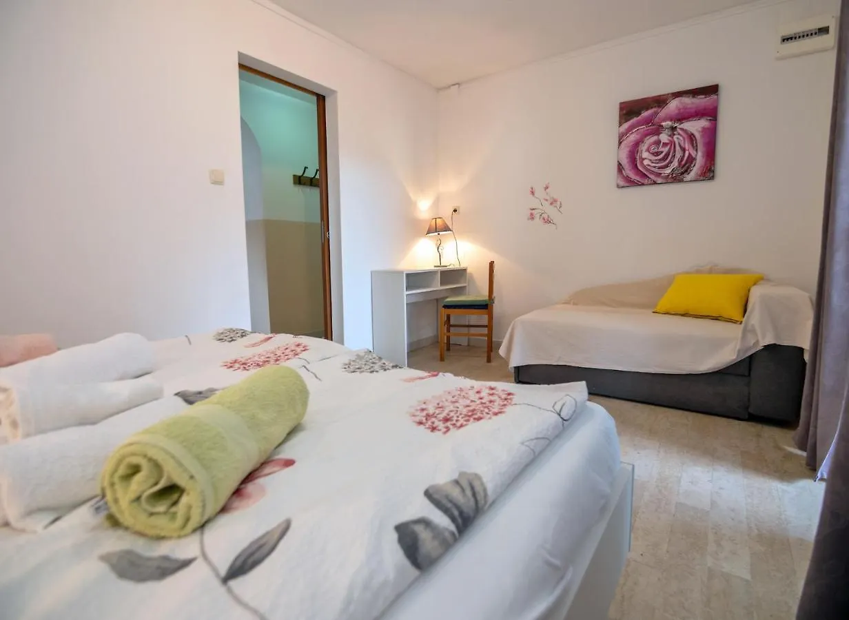 Apartment Apartmani Baja Lopar